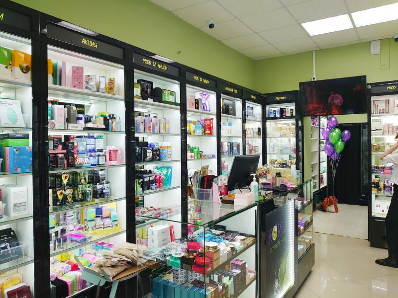 Как обустроить магазин косметики